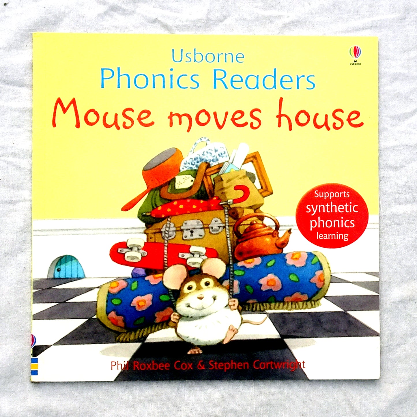 Mouse moves house